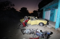 Domingo 5 de febrero del 2012. Disturbios por control de la Cerveza en la Costa. Tonalá, Chiapas. Habitantes de las pescaderías Tres Picos protagonizaron varios enfrentamientos durante el sábado y domingo de este fin de semana por el control de la distrib