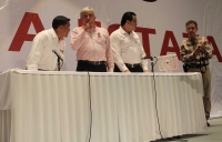 Domingo 13 de octubre del 2013. Tuxtla Gutiérrez. Andrés Manuel López Obrador durante su visita a Chiapas.