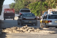Viernes 6 de enero del 2012. Baches hasta en las Terrazas de Tuxtla.