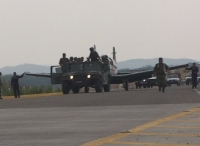 Susana Solís/Aterriza de emergencia avioneta militar.