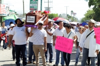 Lunes 12 de noviembre del 2018. Tuxtla Gutiérrez. La marcha del Sindicato de Salud exige que sea abastecidos los insumos en los hospitales de Chiapas y manifiestas su apoyo a la lí­der sindical Chusita.
