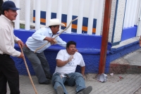 Foto/Meridiano90. Lunes 30 de mayo. Enfrentamiento entre las organizaciones de transportistas Chamantic y San José Berlín en las cercanías del hospital regional de la ciudad de Comitan de Domínguez deja un numero indeterminados de golpeados y heridos.