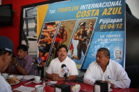 Foto/Jesús Maza. Miércoles 14 de marzo del 2012. Anuncian el Triatlón Costa Azul.