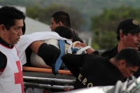 Miércoles 19 de junio del 2018. Tuxtla Gutiérrez. Un tráiler sin frenos se estrella contra varios vehí­culos en el crucero La Carreta en el poniente de la capital del estado de Chiapas. Al momento se reportan varios vehí­culos afectados y varios muerto