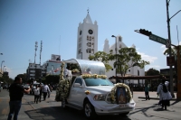 20231126. Tuxtla. El cuerpo de Monseñor Fabio Martínez Castilla llega a la Catedral de San Marcos para ser despedido por la feligresía de la ciudad
