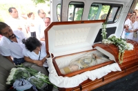 Miércoles 6 de septiembre de 2017. Tuxtla Gutiérrez. Los restos mortales del primer obispo de diócesis de Tuxtla Gutiérrez, José Trinidad Sepúlveda Ruí­z, son recibidos con la modestia que le caracterizó en la entrada de la capital del estado de Ch