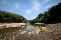 Jueves 27 de julio del 2017. Chiapa de Corzo. El nivel de las aguas del rio Grijalva continúa ofreciendo paisajes de lodo y piedra mientras que las deficiencias en el abasto de agua sigue siendo deficiente en Tuxtla.