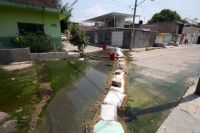 Miércoles 11 de abril del 2012. Agua para todos en la colonia Maya.