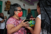 Domingo 6 de septiembre del 2020. Tuxtla Gutiérrez. La comunidad Zoques prepara con solemnidad y veneración los objetos de las imágenes religiosas que servirán durante las fiestas tradicionales de la Virgen del Rosario