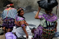 La comunidad Aguas Amargas es conocida por sus aguas sulfurosas y sus baños termales ubicados en las cercanías de Xelaju, Guatemala empiezan a regresar a sus actividades cotidianas después de las intensas lluvias de la semana pasada donde desaparecieran v
