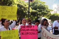Martes 27 de agosto del 2019. Tuxtla Gutiérrez. Trabajadores del ayuntamiento de Arriaga protestan esta mañana en la entrada del edificio del Congreso chiapaneco