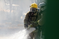 Martes 20 de diciembre del 2016. Tuxtla Gutiérrez. Varios vehículos fueron incendiados esta mañana durante el atentado a las instalaciones de la Secretaria de Educación de Chiapas sin que a la hora se tengan informes de quien ocasionara el siniestro.