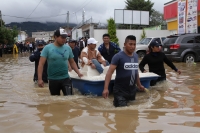 Viernes 6 de noviembre del 2020. San Crist�bal de las Casas. La #lluvia ha ocasionado que las calles de la colonial ciudad de Los altos de #Chiapas permanezcan bajo el agu, mientras que cientos de #familias buscan refugio