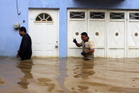 Viernes 6 de noviembre del 2020. San Cristóbal de las Casas. La #lluvia ha ocasionado que las calles de la colonial ciudad de Los altos de #Chiapas permanezcan bajo el agu, mientras que cientos de #familias buscan refugio