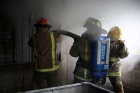 20210713. Tuxtla G. Incendio en la colonia Loma Bonita en el oriente de la ciudad