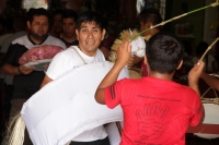 Lunes 24 de julio del 2017. Suchiapa, Chiapas. La Danza del Caballo Blanco o Nandayuli. Durante los festejos de Santa Ana en esta comunidad, los jóvenes bailan acompañados del ritmo del carrizo y tambores en un vaivén frenético