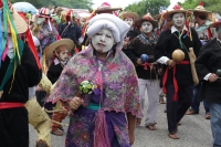 Martas 13 de junio del 2017. Suchiapa. El recorrido de la topada del Santísimo da inicio a las danzas del Calalá en las comunidades de esta localidad de la depresión central de Chiapas.  Los danzantes se reúnen entre las comunidades de oriente de esta loc