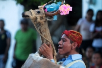 Domingo 16 de junio del 2019. Suchiapa. Los diferentes grupos de danzantes que conforman el Baile del Calalá se preparan  para participar durante las celebraciones patronales del Corpus