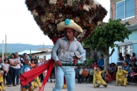 Domingo 16 de junio del 2019. Suchiapa. Los diferentes grupos de danzantes que conforman el Baile del Calalá se preparan  para participar durante las celebraciones patronales del Corpus