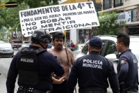 Lunes 28 de octubre del 2019. Tuxtla Gutiérrez. Un chiapacorceño protesta en la ciudad.