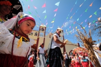 Viernes 2 de febrero del 2018. Tuxtla Gutiérrez. El conjunto de danzas Zoques durante las celebraciones de La Candelaria en la parroquia de Copoya.