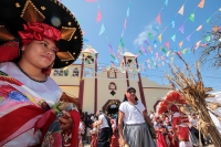 Viernes 2 de febrero del 2018. Tuxtla Gutiérrez. El conjunto de danzas Zoques durante las celebraciones de La Candelaria en la parroquia de Copoya.