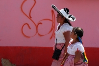 Viernes 1 de febrero el 2109. San Fernando. El baile de Yomo Etze es realizado durante el recorrido de Las Candelarias  en las sinuosas calles al inicio de los festejos del segundo mes de año