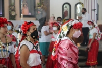 20210202. Tuxtla G. Los costumbristas de la comunidad Zoque se cubren con #cubrebocas y con las medidas de precaución por la #Pandemia del #Covid, realizan los rituales patronales de la comunidad de #Copoya