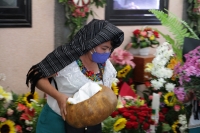 20210202. Tuxtla G. Los costumbristas de la comunidad Zoque se cubren con #cubrebocas y con las medidas de precaución por la #Pandemia del #Covid, realizan los rituales patronales de la comunidad de #Copoya