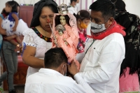 20210202. Tuxtla G. Los costumbristas de la comunidad Zoque se cubren con #cubrebocas y con las medidas de precaución por la #Pandemia del #Covid, realizan los rituales patronales de la comunidad de #Copoya