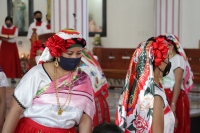 20210202. Tuxtla G. Los costumbristas de la comunidad Zoque se cubren con #cubrebocas y con las medidas de precaución por la #Pandemia del #Covid, realizan los rituales patronales de la comunidad de #Copoya