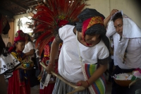 Sábado 2 de marzo del 2019. Tuxtla Gutiérrez. Los danzantes tradicionales de la Comunidad Zoque realizan el recorrido ritual los diferentes bailes correspondientes al Carnaval en el lado poniente norte de la ciudad.