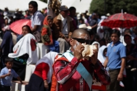 Domingo 15 de febrero del 2015. San Miguel Huixtan. Los danzantes de las comunidades de Huixtan realizan la representación de la danza de Carnaval este medio día en esta comunidad de los altos de Chiapas donde se reúnen celebrando los días previos a la cu