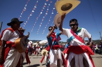 Domingo 15 de febrero del 2015. San Miguel Huixtan. Los danzantes de las comunidades de Huixtan realizan la representación de la danza de Carnaval este medio dÃa en esta comunidad de los altos de Chiapas donde se reúnen celebrando los dÃas previos a la cu Domingo 15 de febrero del 2015. San Miguel Huixtan. Los danzantes de las comunidades de Huixtan realizan la representación de la danza de Carnaval este medio dÃa en esta comunidad de los altos de Chiapas donde se reúnen celebrando los dÃas previos a la cu
