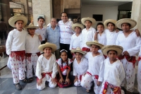 Martes  14 de febrero del 2012. La antigua San Bartolomé de los Llanos, Venustiano Carranza cuna de la marimba Moderna. Tuxtla Gutiérrez, Chiapas. Los cronistas e intelectuales se reúnen en el vestíbulo del congreso local para escuchar al lectura del proy