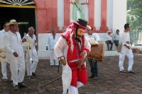 Domingo 24 de junio del 2018. Tuxtla Gutiérrez. El Carrerante de palo.  Los Carrerantes recorren las calles de la Antigua San Bartolomé de los Llanos cabalgando por las diferentes calles que comunican  las iglesias de San Pedro y San Sebastián en varia