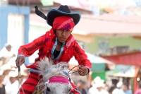 Lunes 19 de enero del 2014. Venustiano Carranza. Los indÃgenas tsotsiles de La Antigua San Bartolome de los Llanos (Venustiano Carranza) recorren en procesión las calles principales de esta comunidad de la depresión central de Chiapas para posteriormente Lunes 19 de enero del 2014. Venustiano Carranza. Los indÃgenas tsotsiles de La Antigua San Bartolome de los Llanos (Venustiano Carranza) recorren en procesión las calles principales de esta comunidad de la depresión central de Chiapas para posteriormente