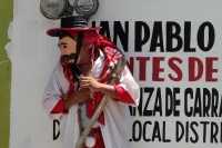 Domingo 24 de junio del 2018. Tuxtla Gutiérrez. El Carrerante de palo.  Los Carrerantes recorren las calles de la Antigua San Bartolomé de los Llanos cabalgando por las diferentes calles que comunican  las iglesias de San Pedro y San Sebastián en varia