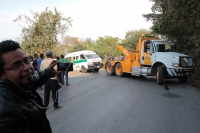 Jueves 18 de enero del 2018. Suchiapa. Un fuerte accidente en la carretera hacia Suchiapa deja varios heridos cuando un colectivo se descarrila este mediodí­a.