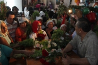 Martes 17 de mayo. El tradicional recorrido del Carretón de San Pascualito Rey recorre esta mañana las calles del sur de la ciudad visitando las antiguas ermitas de la cofradía de la etnia zoque en la ciudad de Tuxtla Gutiérrez.