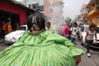 Martes 17 de mayo. El tradicional recorrido del Carretón de San Pascualito Rey recorre esta mañana las calles del sur de la ciudad visitando las antiguas ermitas de la cofradía de la etnia zoque en la ciudad de Tuxtla Gutiérrez.