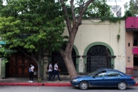 3 de julio del 2020. Tuxtla Gutiérrez. Aspectos de la antigua casa que albergó la Escuela Normal Mixta, Secundaria y Preparatoria del Estado Sobre la Avenida Central Oriente de la ciudad
