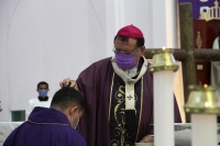 20210217. Tuxtla G. Durante el Miércoles de Ceniza, el arzobispo Fabio Martínez hace un llamado a seguir con las medidas de seguridad por la pandemia del Covid
