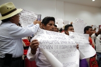 Martes 30 de abril del 2019. Tuxtla Gutiérrez. Habitantes de Chalchihuitan piden la desaparición de poderes en esta comunidad indígena durante la sesión del congreso local este medio día