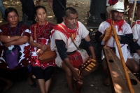 Jueves 12 de septiembre del 2019. Tuxtla Gutiérrez. Las autoridades tradicionales de Chalchihuitan en la entrada del Congreso de Chiapas esperan la licencia del cabildo de esta comunidad para darle paso al nuevo consejo municipal