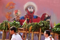 Viernes 19 de abril del 2019. Chiapa de Corzo. Los chamales. Las ofrendas de flores son primordiales durante las festividades del Viacrucis en la ciudad de la ribera del Rio Grande de Chiapas.