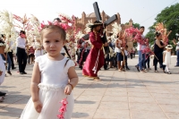Viernes 19 de abril del 2019. Chiapa de Corzo. Los chamales. Las ofrendas de flores son primordiales durante las festividades del Viacrucis en la ciudad de la ribera del Rio Grande de Chiapas.