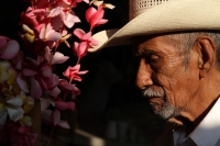 Viernes 19 de abril del 2019. Chiapa de Corzo. Los chamales. Las ofrendas de flores son primordiales durante las festividades del Viacrucis en la ciudad de la ribera del Rio Grande de Chiapas.