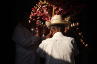 Viernes 19 de abril del 2019. Chiapa de Corzo. Los chamales. Las ofrendas de flores son primordiales durante las festividades del Viacrucis en la ciudad de la ribera del Rio Grande de Chiapas.