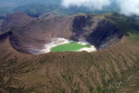 Foto/Alfredo Chan Chin. Aspectos del volcán Chichonal durante el año 2004.